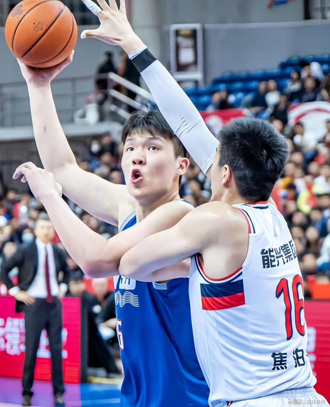 kaiyun关于离谱！风云突变切尔西赛前伤情更新广州队今晚强势反弹，今晨拜仁慕尼黑调整名单以备中超的信息